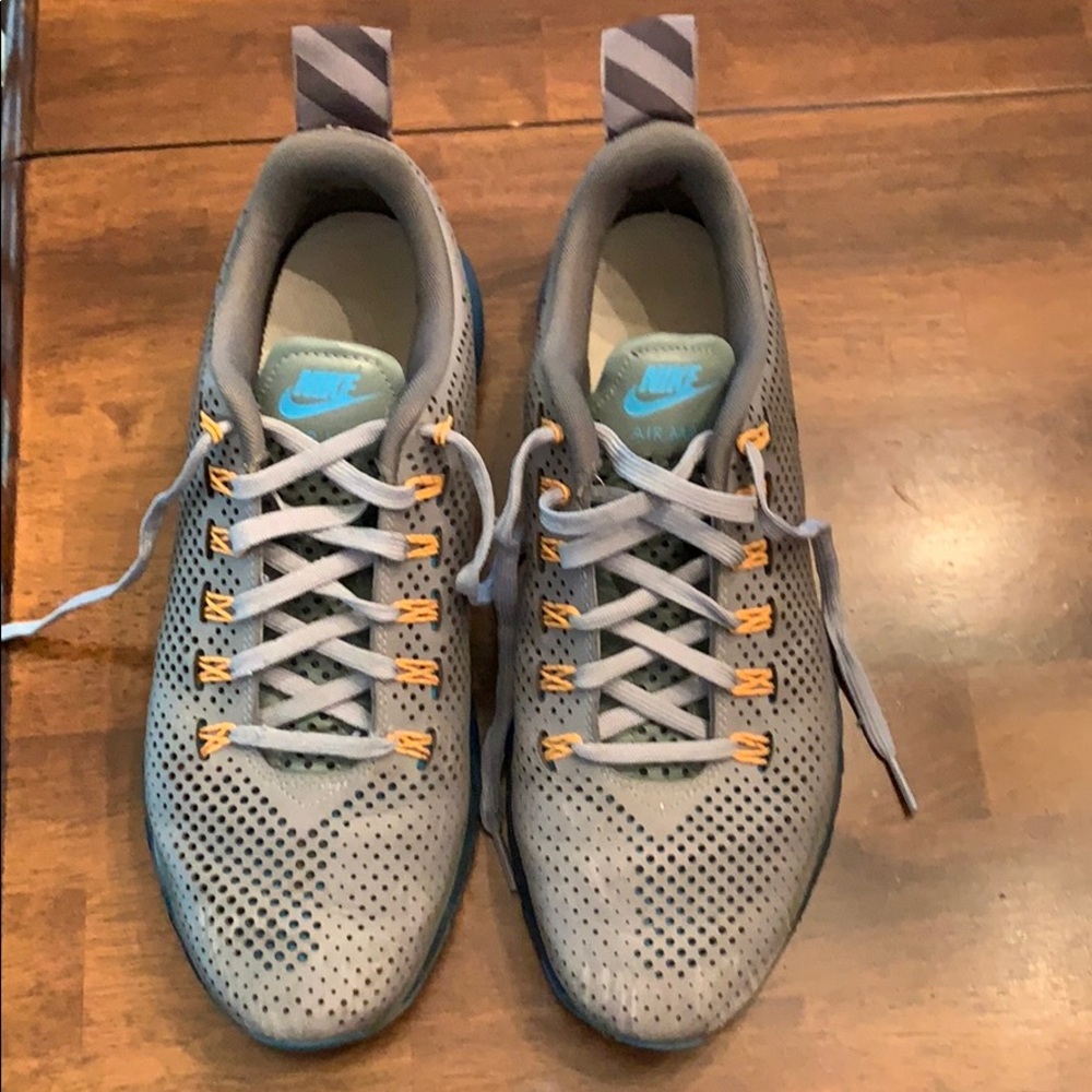 Nike Air Running Shoes Men’s Sz 10.5 EXCLT Cond